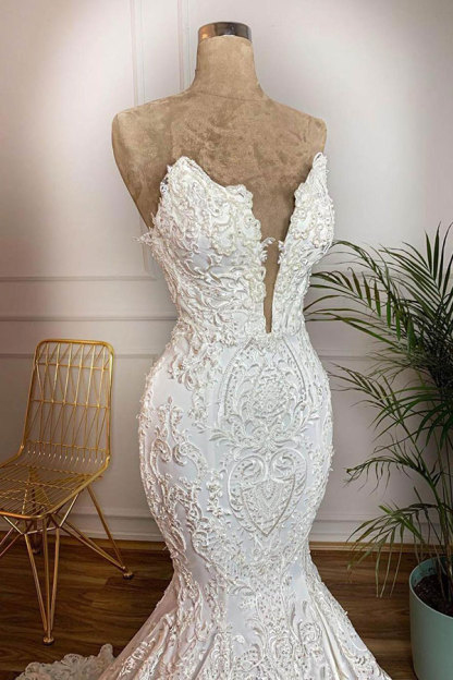 Long Strapless Appliques Lace Satin Mermaid Wedding Dress