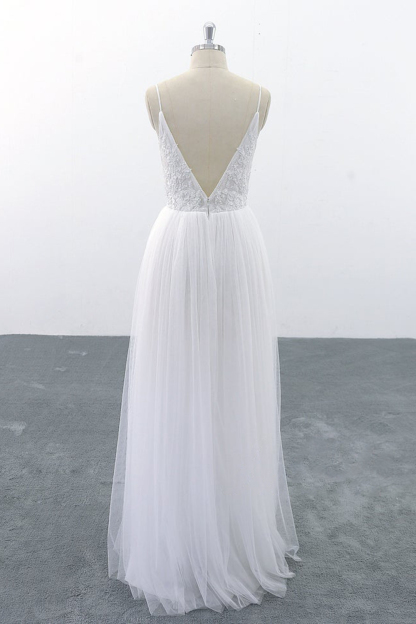 Elegant Long A-line V-neck Spaghetti Strap Tulle Lace Boho Weddding Dresses