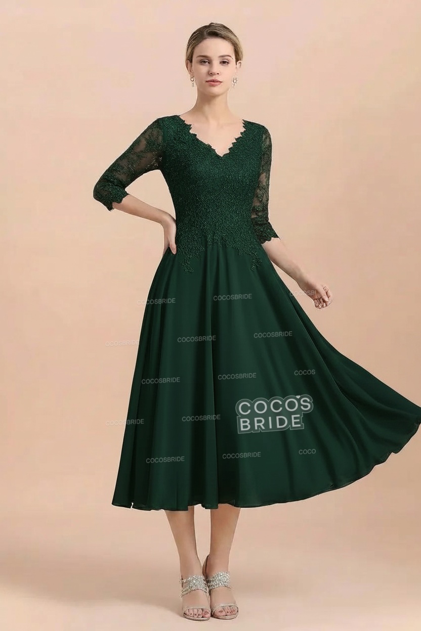 A-Line V-Neck 3/4 Sleeves Chiffon Short Mother Of The Bride Dresses With Lace