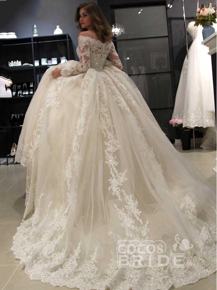 Gorgeous Long Sleeves Off the Shoulder Lace Ball Gown Wedding Dresses