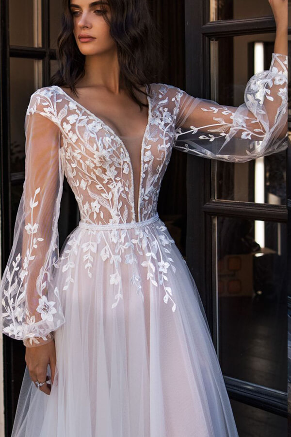 Chic Long Sleeve Tulle A-line V-neck Chapel Train Wedding Dress