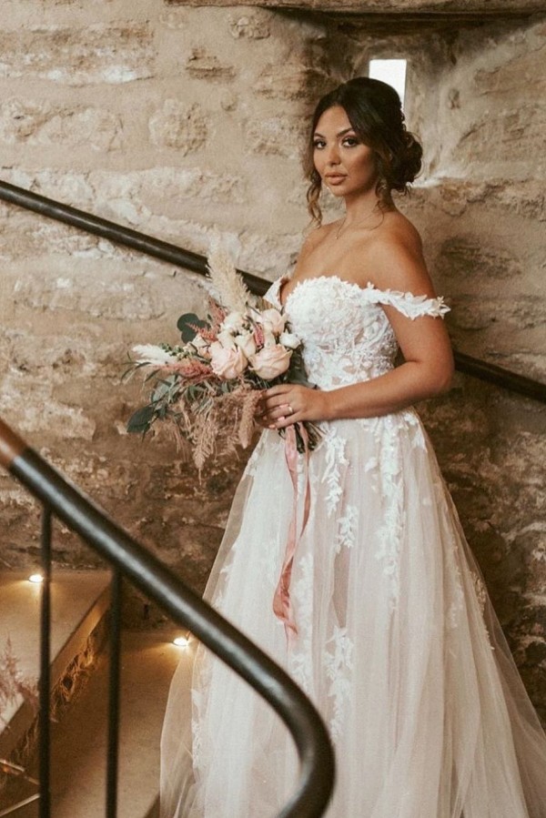 Gorgeous Long A-line Off the Shoulder Tulle Lace Wedding Dresses with Slit