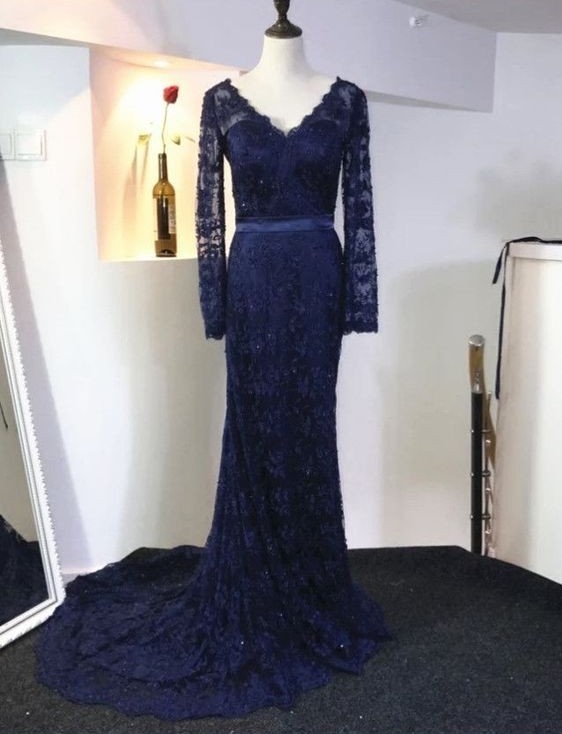Deep V-neck Long Sleeves Backless Mermaid Lace Floor-length Prom Dress