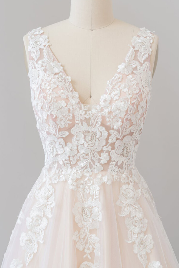 Long A-line V-neck Appliques Lace Tulle Floor length Wedding Dress