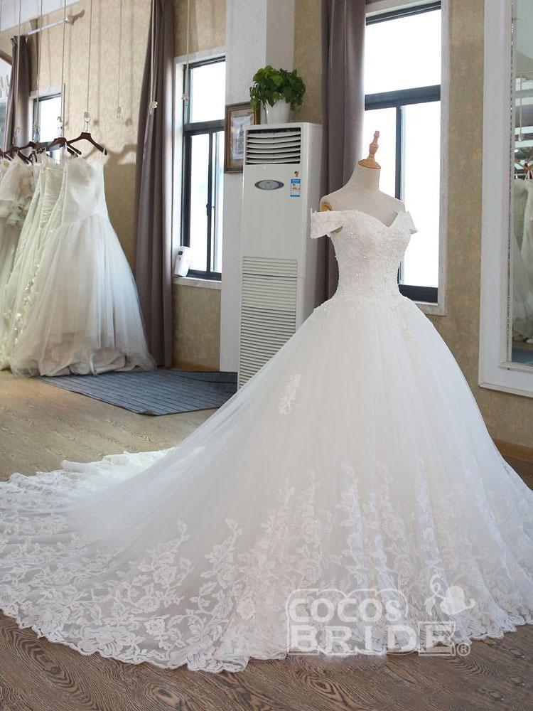 Elegant Long A-line Off the Shoulder Tulle Appliques Lace Wedding Dresses