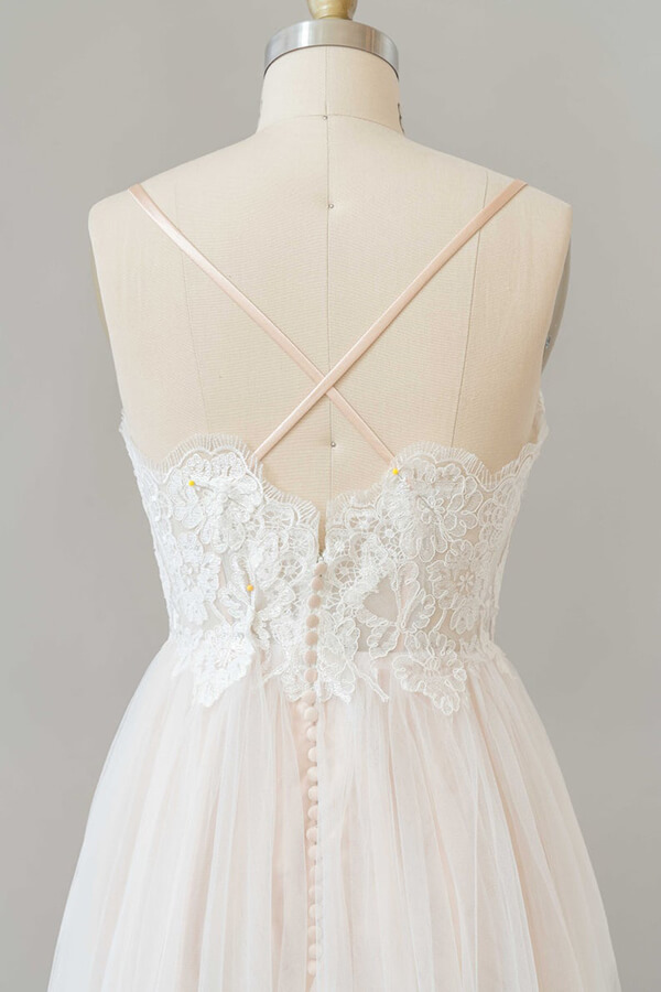 Long Sweetheart Appliques Lace Tulle A-line Wedding Dress