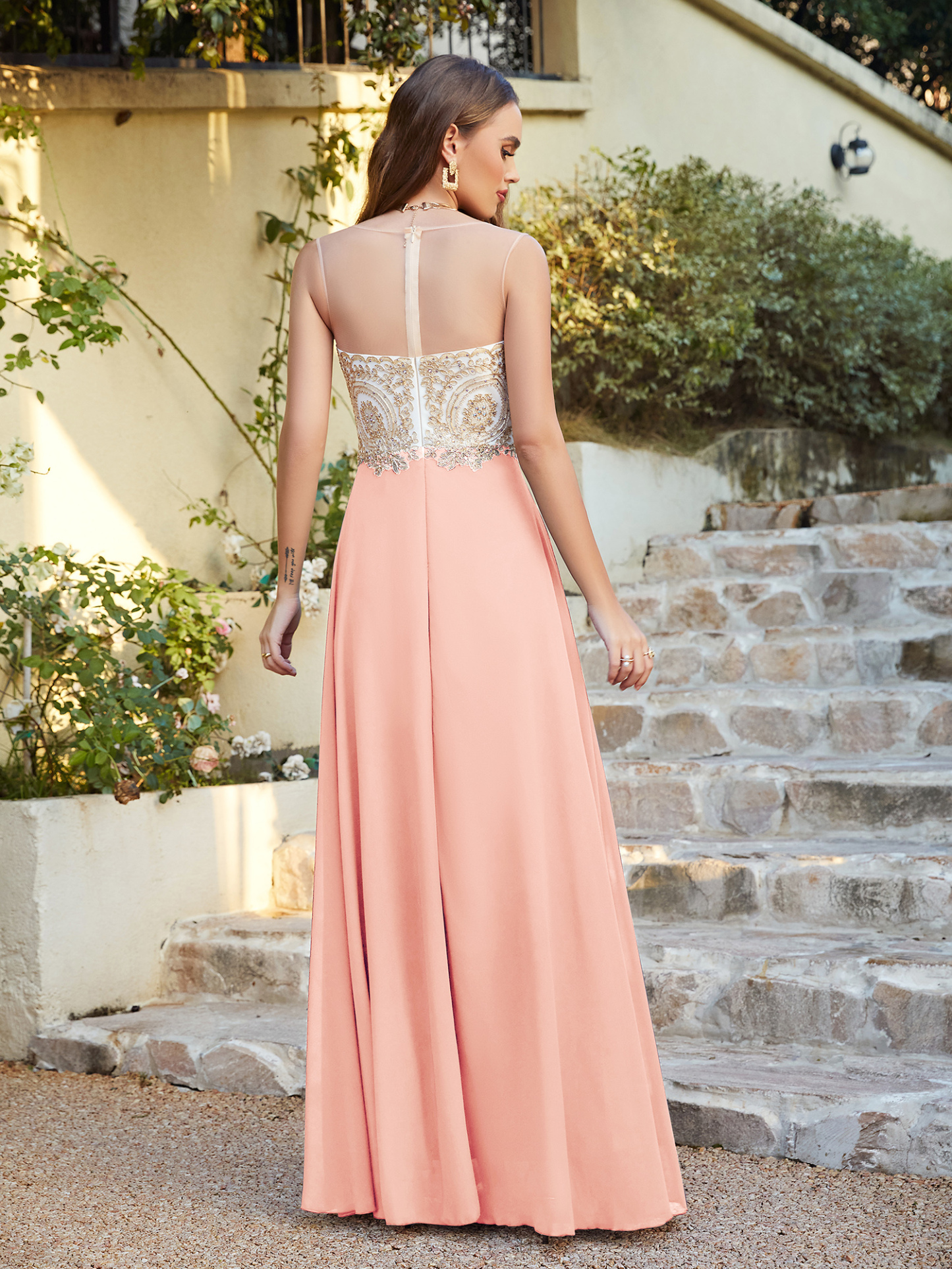 Elegant Long A-line Chiffon Sleeveless Tulle Lace Appliques Prom Dress