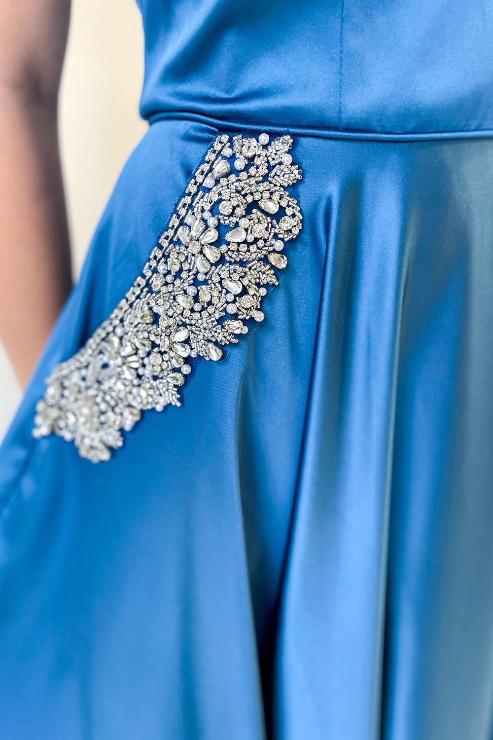 Glamorous Off-the-shoulder Sweetheart A-line Ruched Prom Dress With Crystal Embellishment