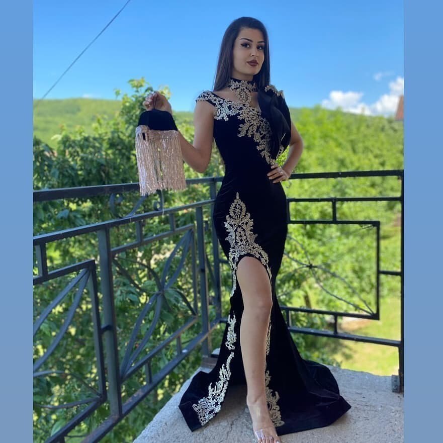 Sexy Black High Neck Appliques Lace Velvet Floor-length Mermaid Prom Dress With Slit