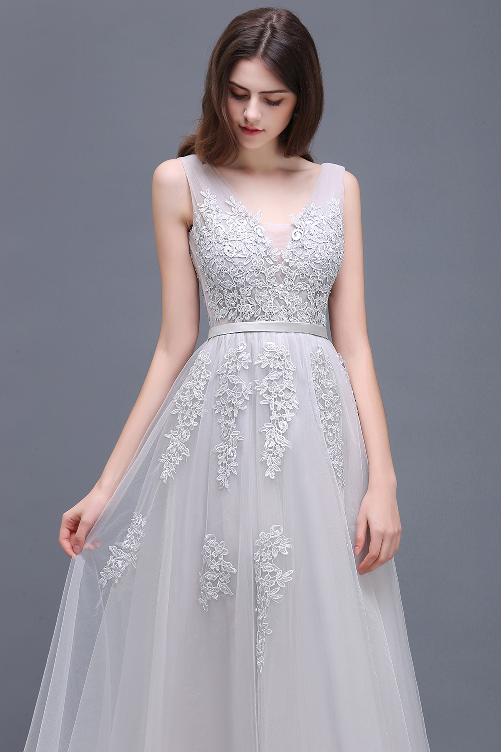 Fabulous V-neck Tulle A-line Evening Dress