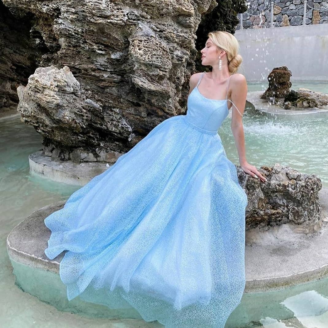 Elegant A-line Spaghetti Straps Backless Floor-length Sequins Ruffles Backless Prom Dress