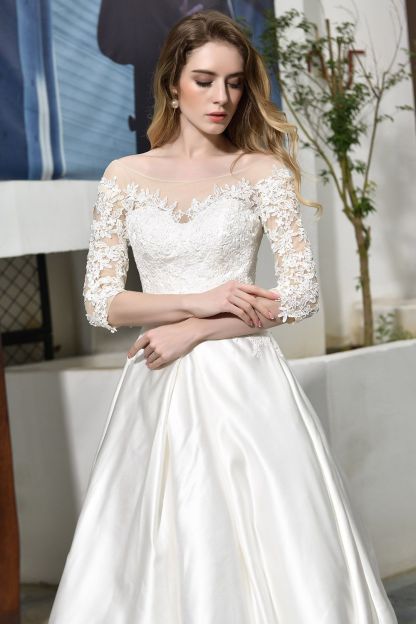 Long A-line Sweetheart Satin Lace Wedding Dresses with Half Sleeves