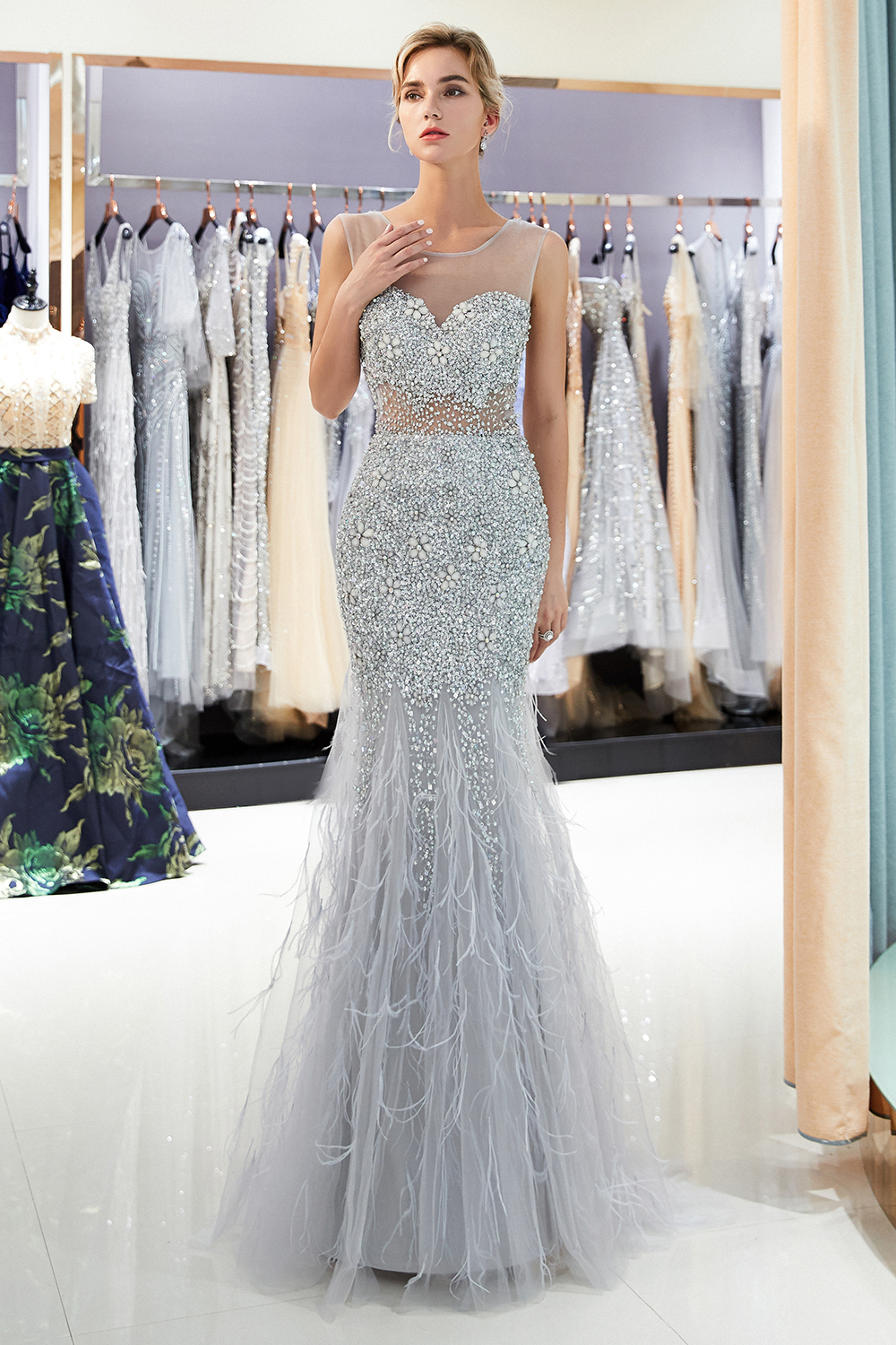 Long Sleeveless Mermaid Sequined Tulle Evening Dresses