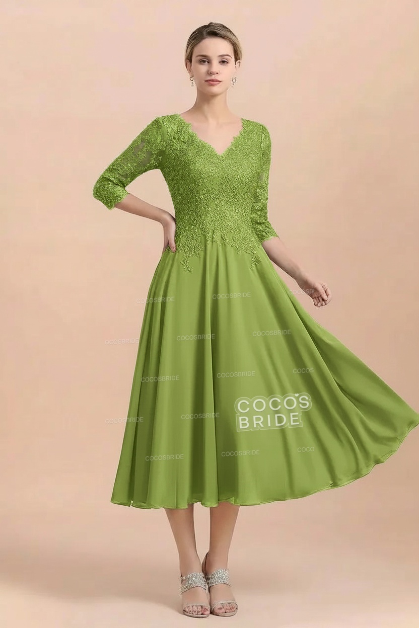 A-Line V-Neck 3/4 Sleeves Chiffon Short Mother Of The Bride Dresses With Lace