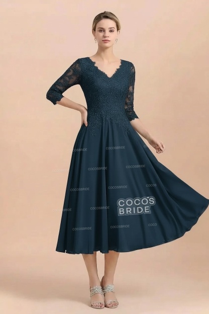 A-Line V-Neck 3/4 Sleeves Chiffon Short Mother Of The Bride Dresses With Lace