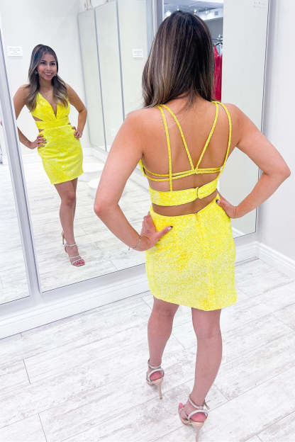Plunging V-Neck Yellow Sequins Short Homeoming Dress