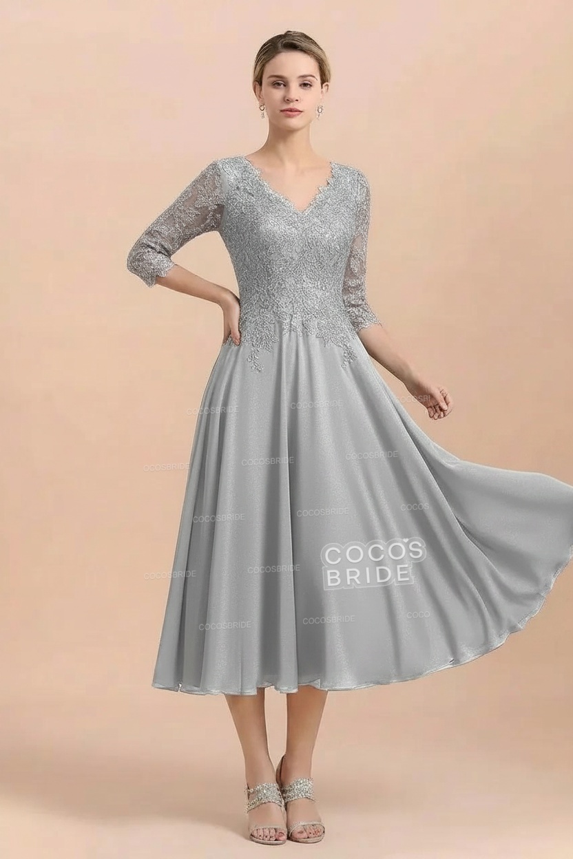 A-Line V-Neck 3/4 Sleeves Chiffon Short Mother Of The Bride Dresses With Lace