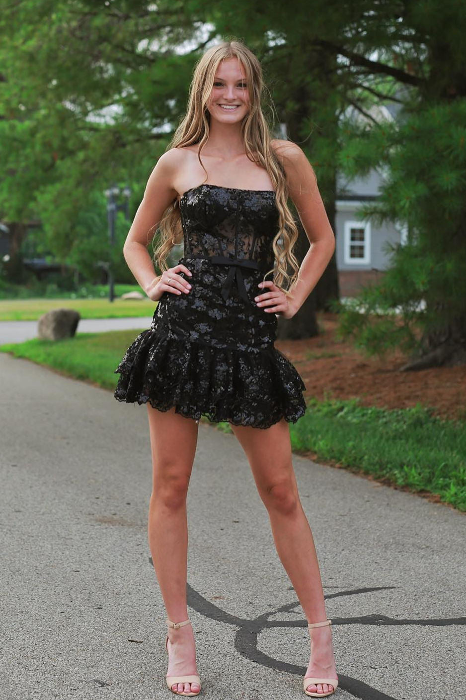 Strapless Red Sequins Tiered Short Homecoming Dress