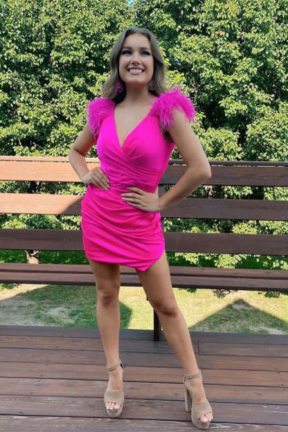 V-Back Feather Shoulder Pleated Tight Homecoming Dress