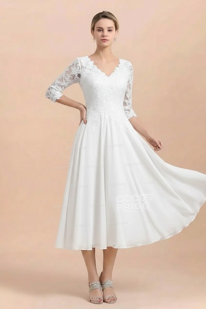 A-Line V-Neck 3/4 Sleeves Chiffon Short Mother Of The Bride Dresses With Lace