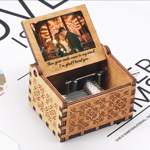 Custom Custom Couple Photo Wooden Music Box Put Your Picture on Music Box - YesCustom
