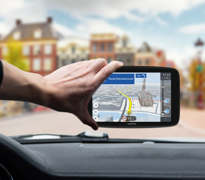 Ułatw sobie jazdę dzięki łatwej w obsłudze nowej nawigacji TomTom GO Superior