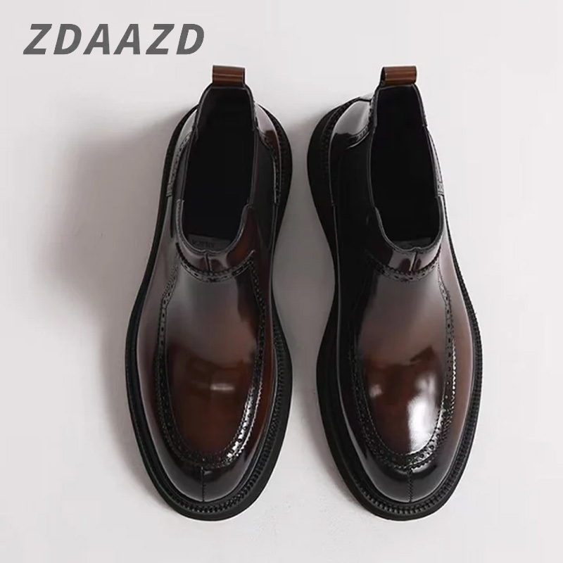 British-style casual leather boots