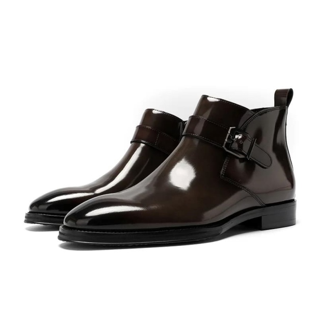 British style Chelsea zip-up leather boots