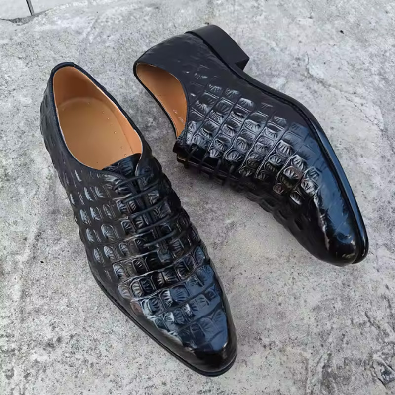 New crocodile-embossed leather shoes