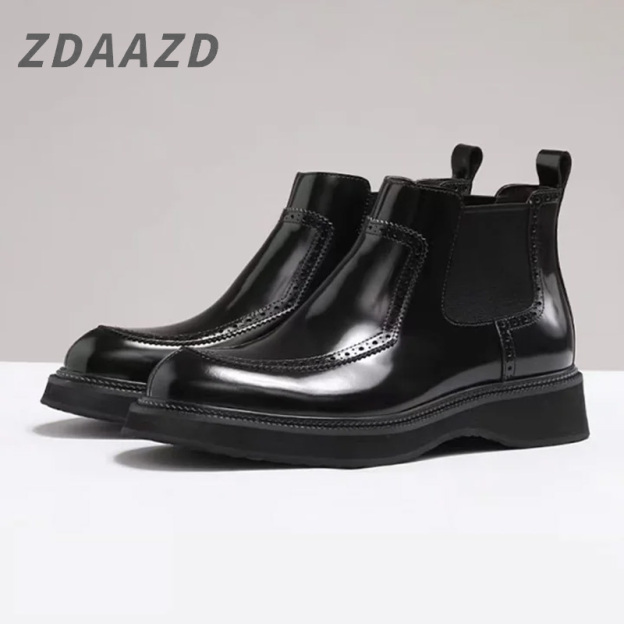 British-style casual leather boots