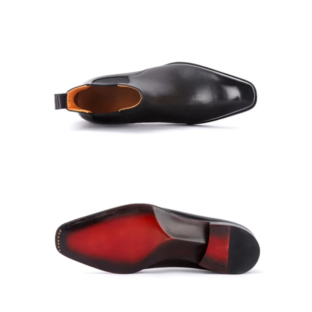 Retro British style Chelsea boots