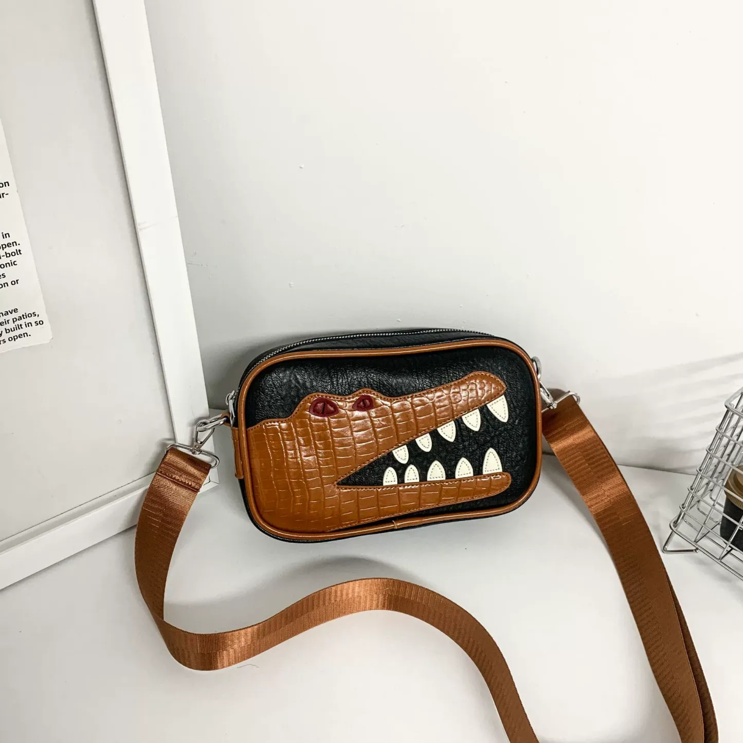 Crocodile Leather Cowhide Personalized Shoulder Slanting Small Square Bag-Zdaazd