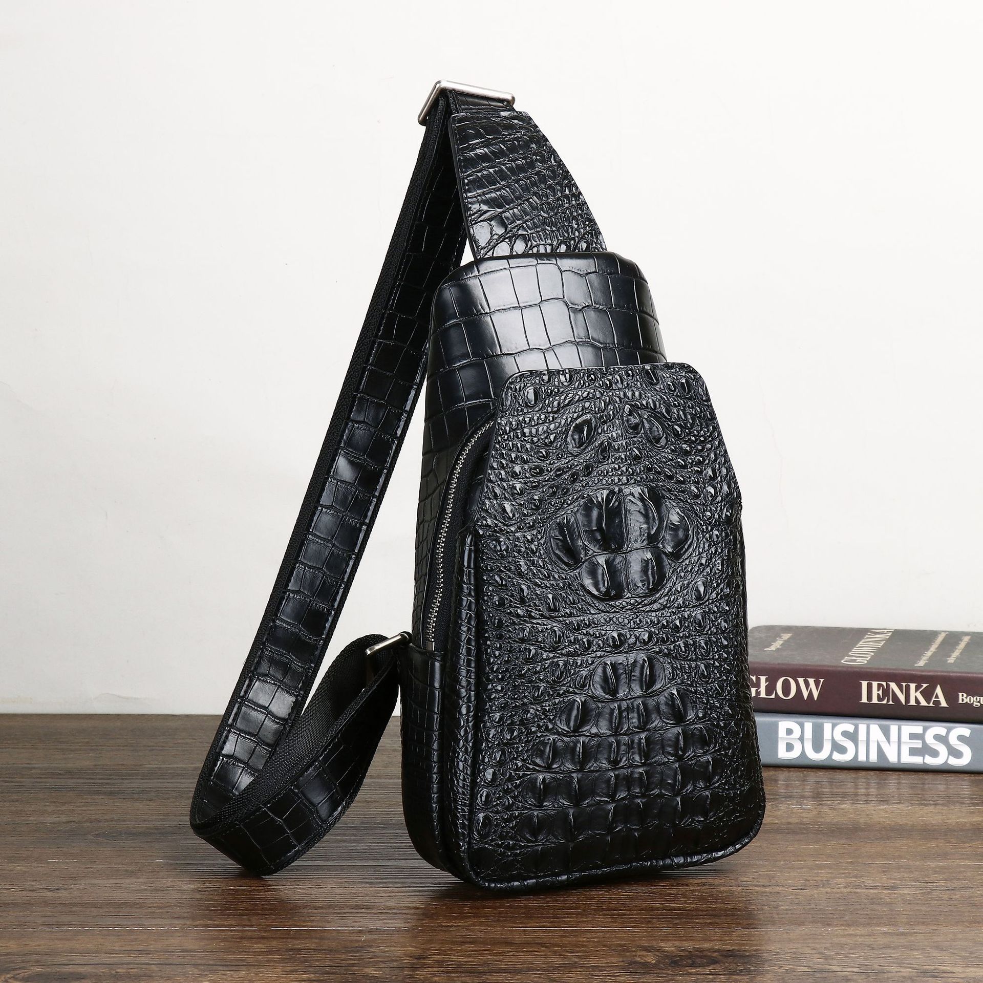 Crocodile Leather Chest Bag Shoulder Bag Slanting Cross Men's Bag-Zdaazd