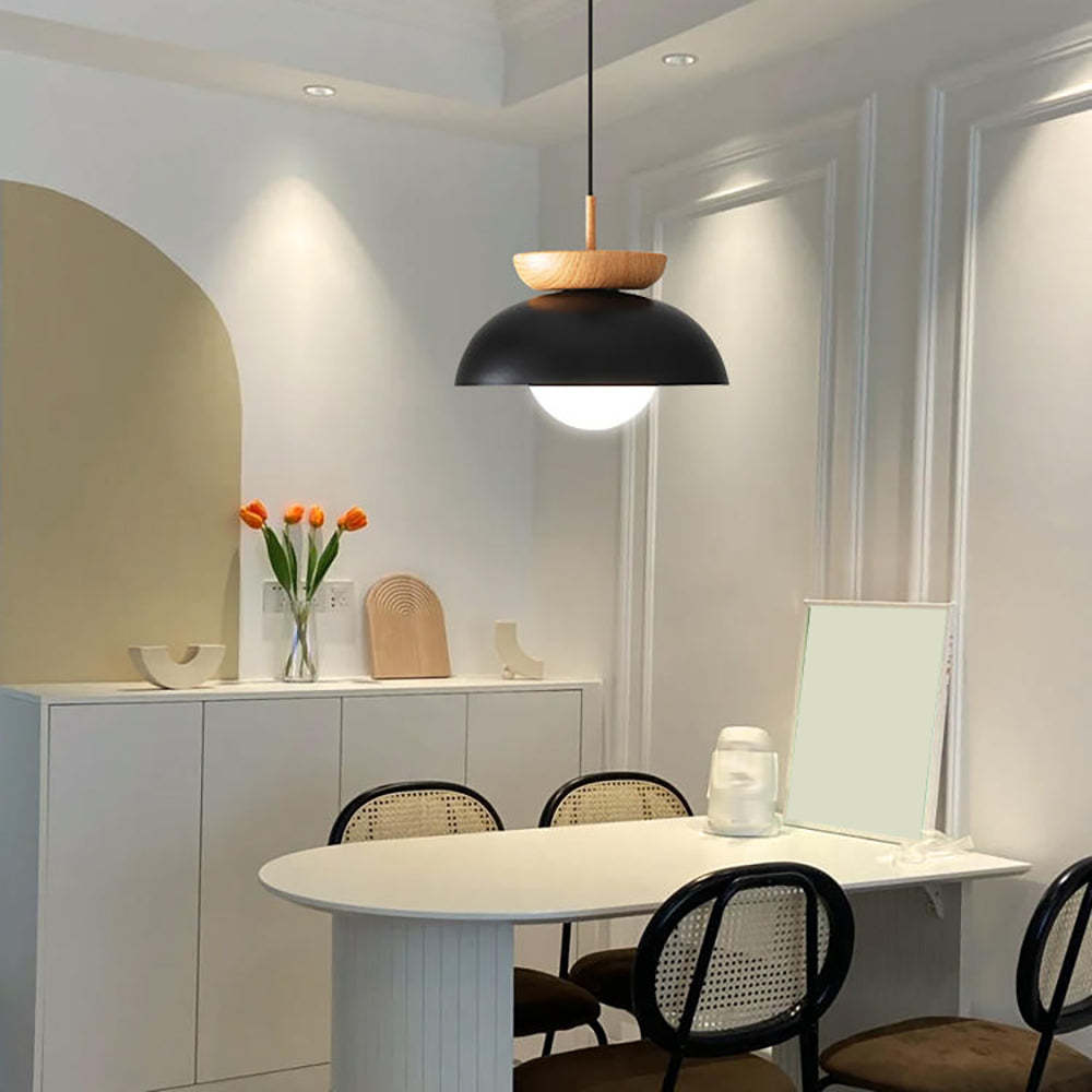 Ozawa Nordic pendant light illuminating dining room