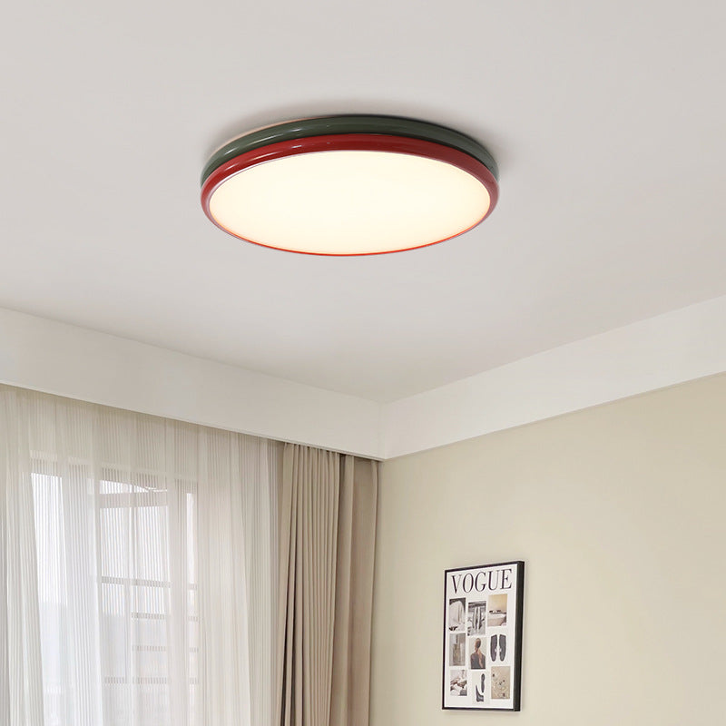 Round LED ceiling light Quinn, modern design for living room or bedroom