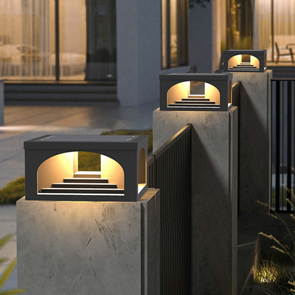Outdoor pillar lights with warm light, for garden and pathway lighting