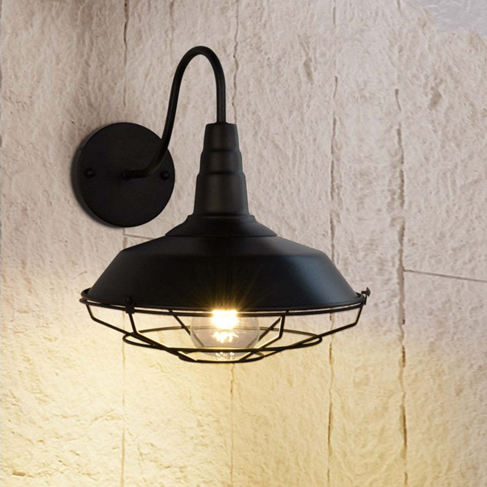 Alessio vintage wall lamp in black metal with cage.