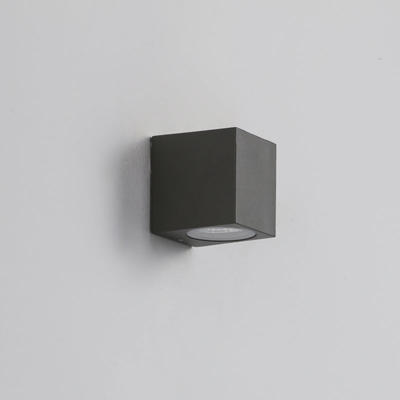 Las Sola Orr minimalist square outdoor wall lamp