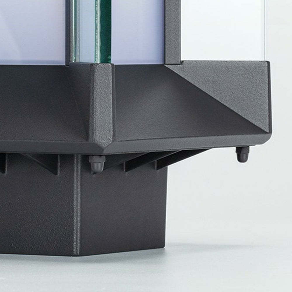 Riley Modern Outdoor Lamp - Base Detail