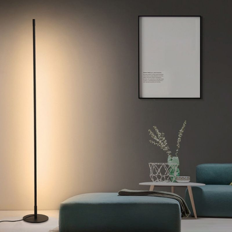 Modern Edge Floor Lamp in a Living Room