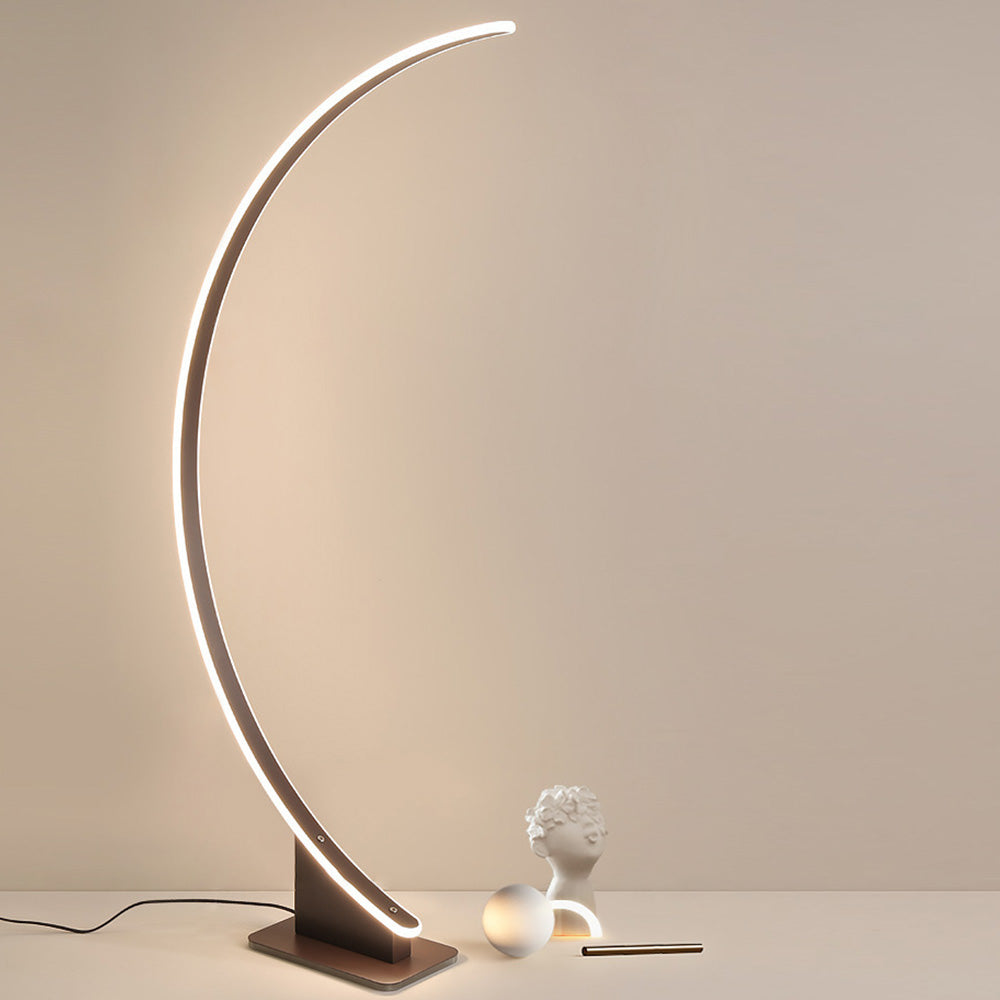 Las Sola Edge Floor Lamp: Modern Arched Lighting