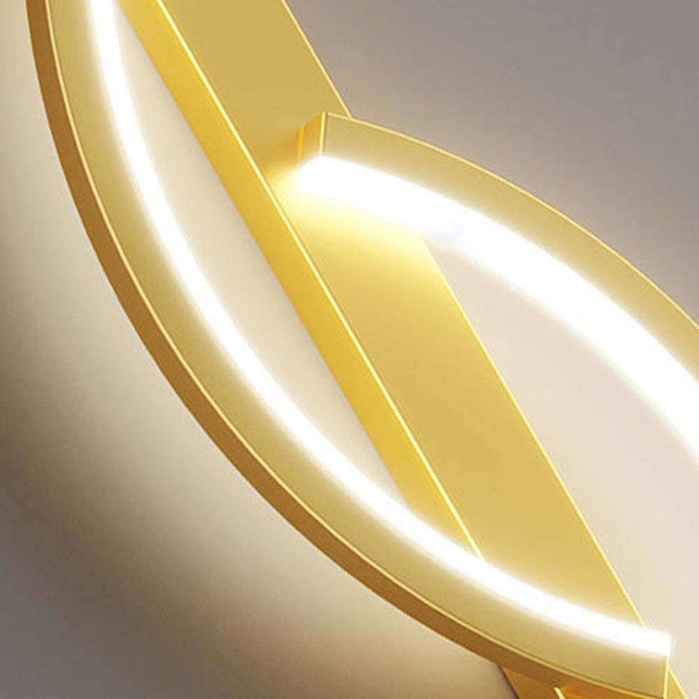 Gold Louise wave wall lamp, modern lighting