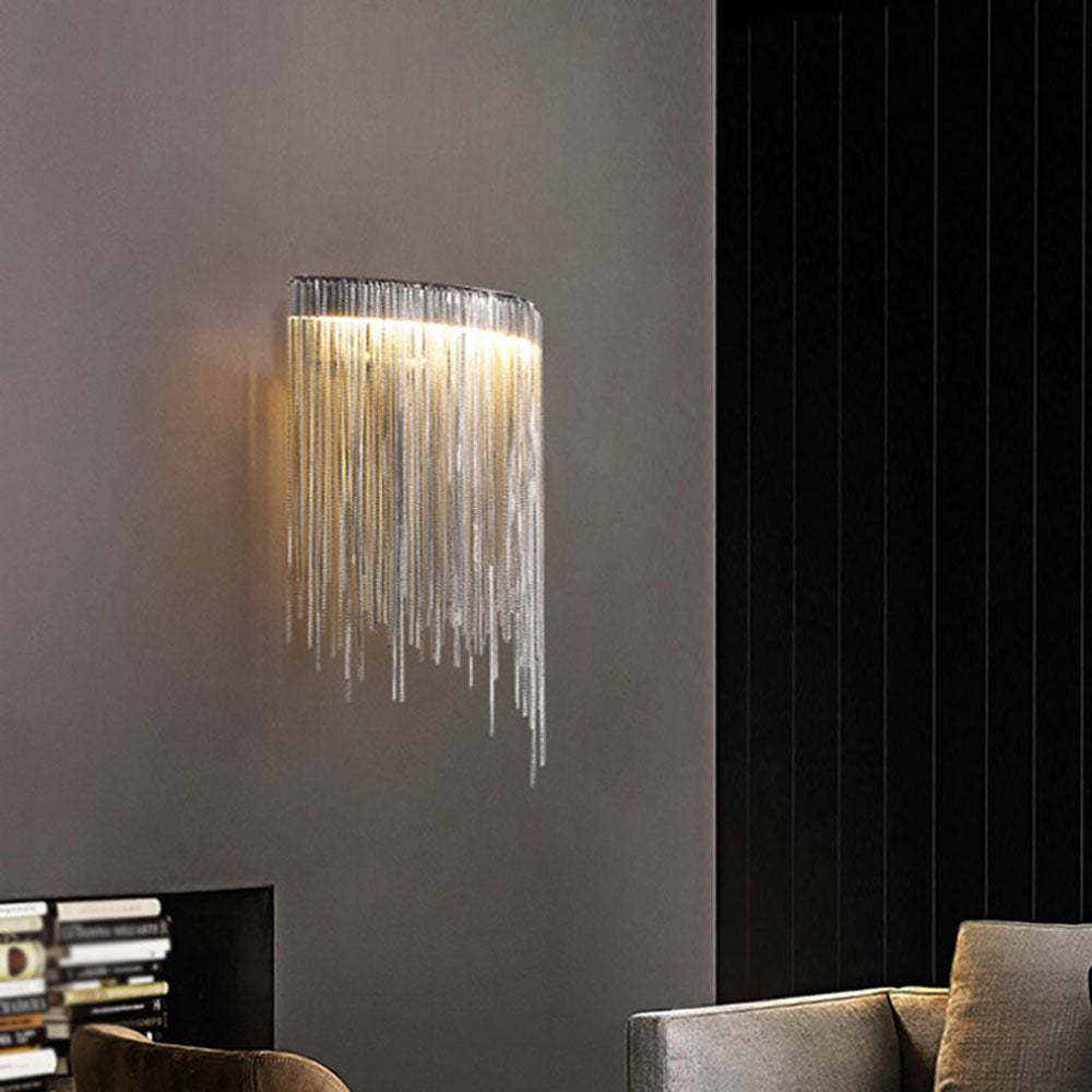 Modern Colon wall lamp with silver chain decor