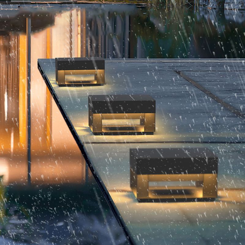 Riley Metal LED Outdoor Light on rainy day