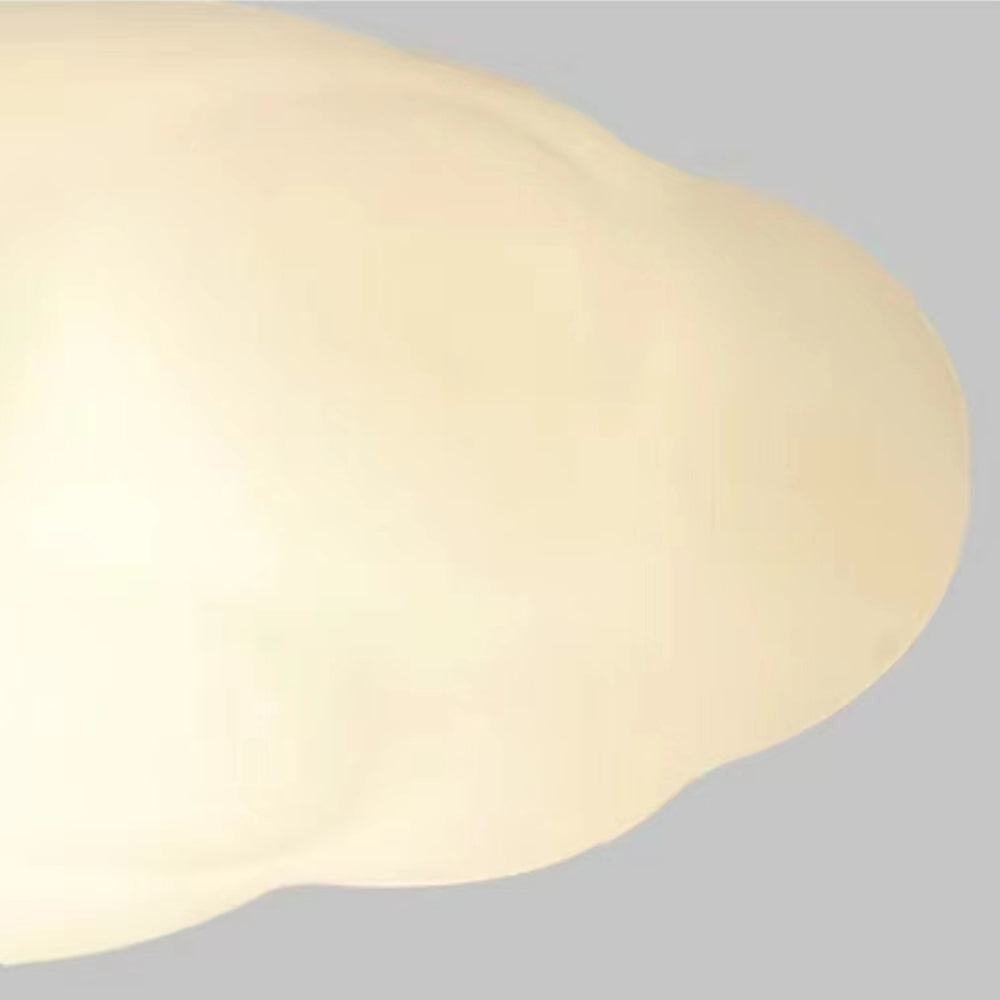 Minori Cloud Light: Creamy white acrylic outdoor light