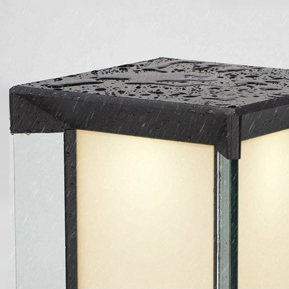Orr Cuboid Solar Lamp: Waterproof outdoor lighting