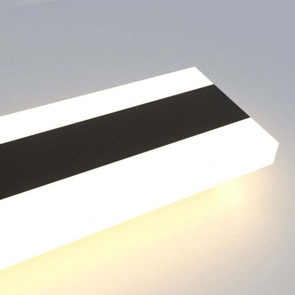Edge Minimalist Linear Wall Lamp - Close-up Detail