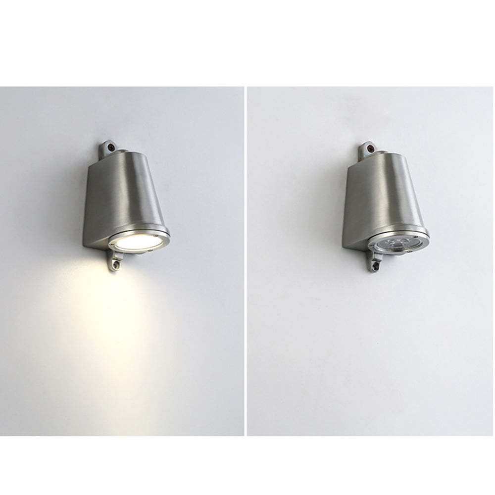 Orr metal wall lamp: On and off. Industrial lighting.