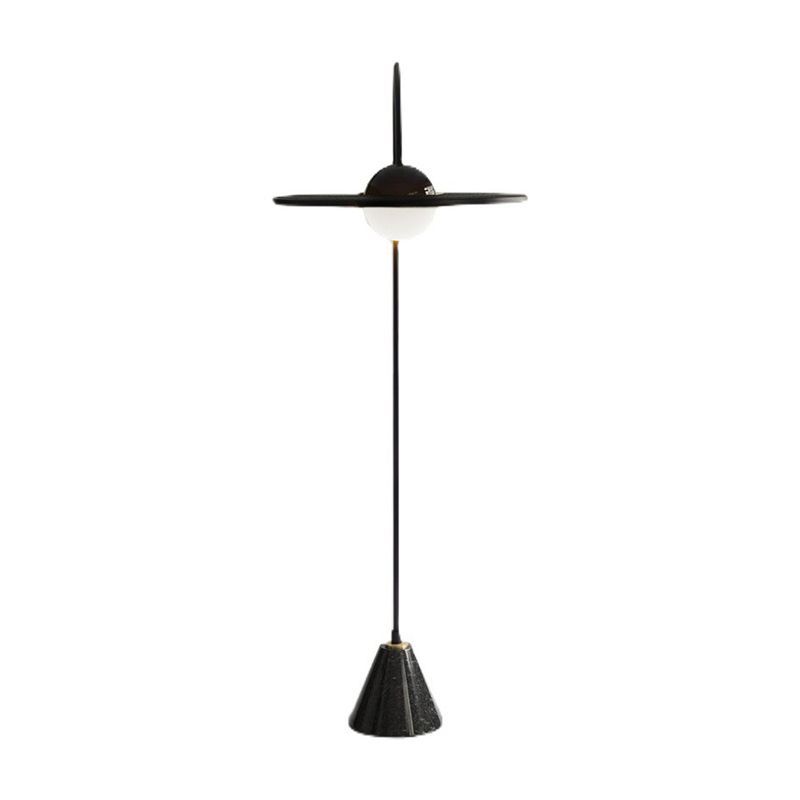 Modern UFO Floor Lamp | Las Sola