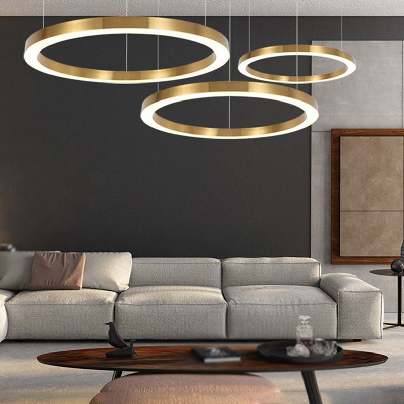 Arisha gold ring pendant light in modern living room
